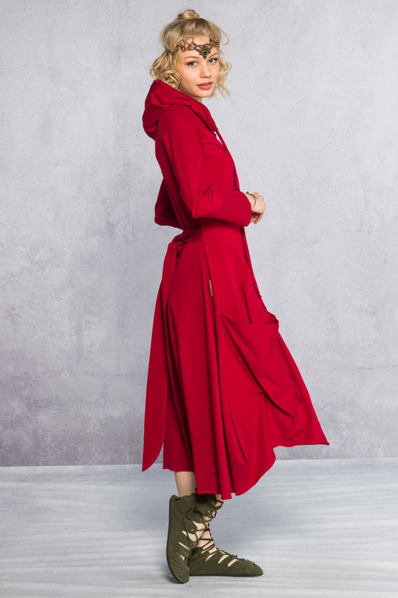 Женское красное платье Акито