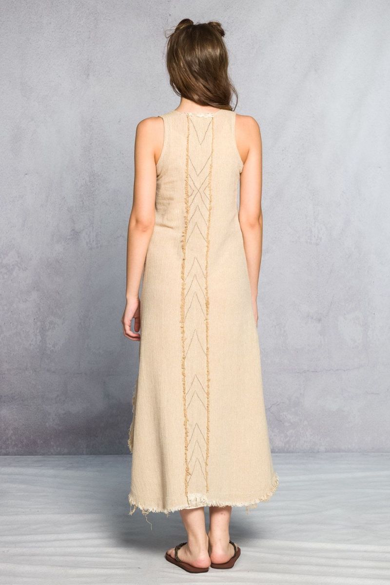 Бежевое платье в этническом стиле Покахонтас