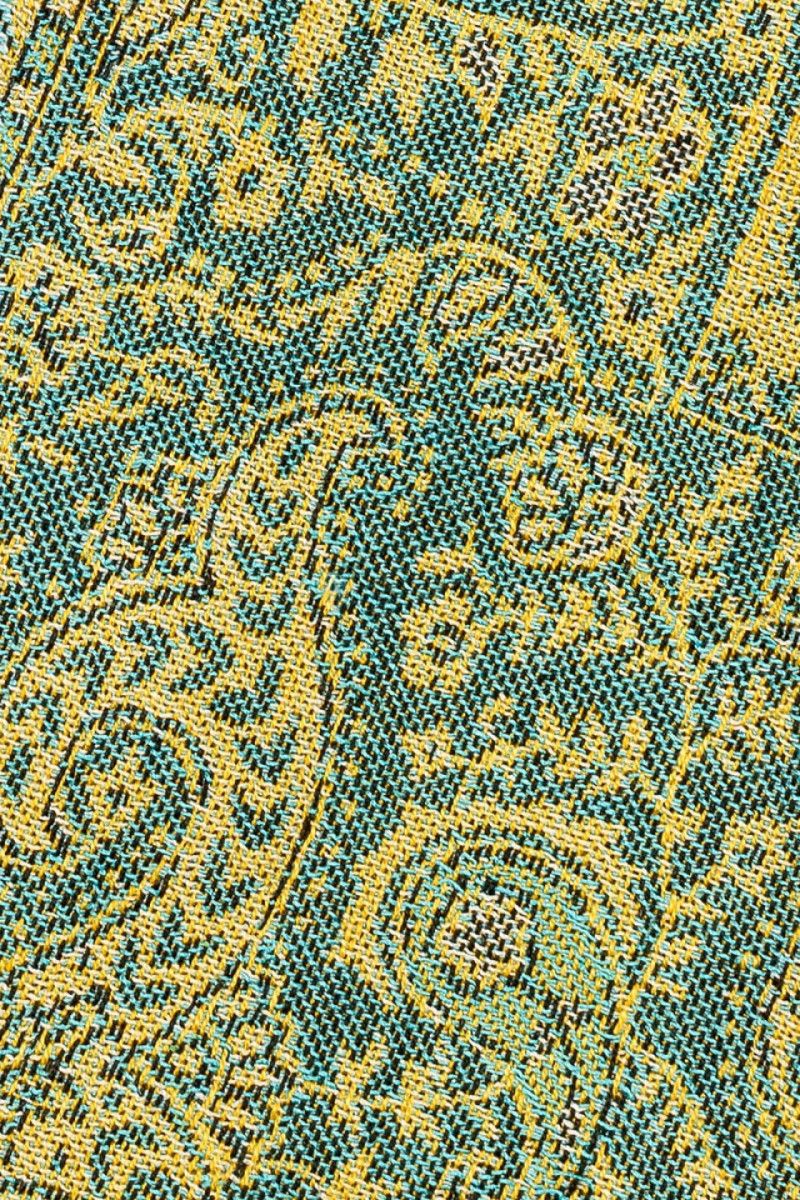 Весенний шарф Бхимтал