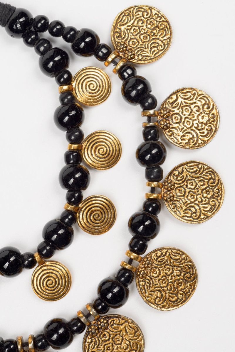 Колье с монетами Калбурджи