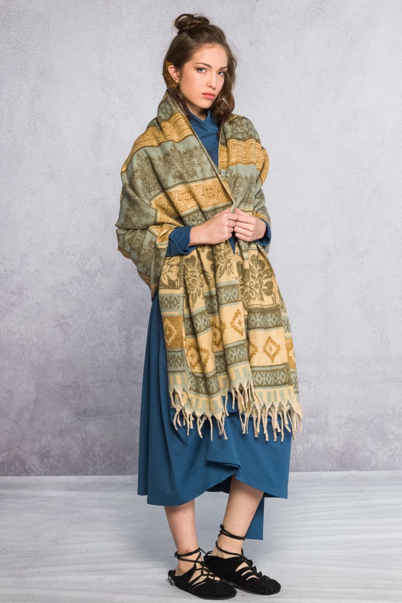 Плед Майавада