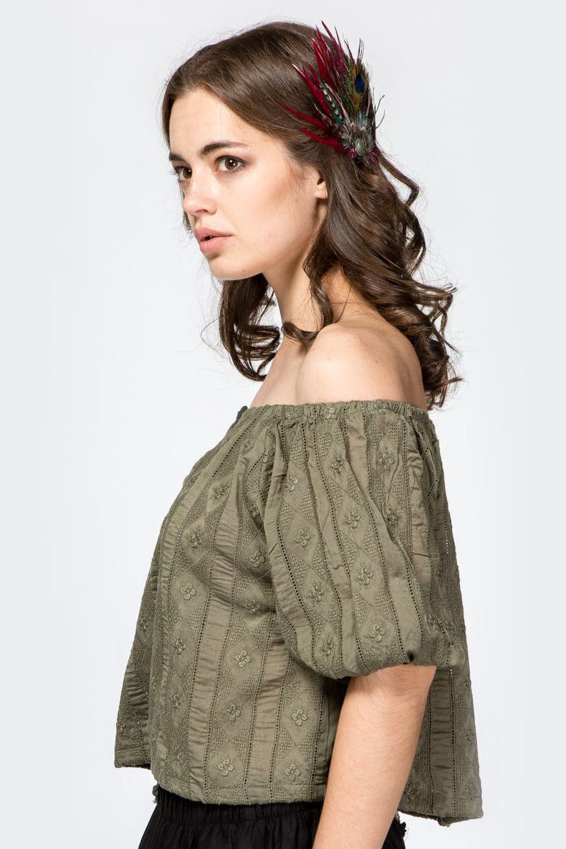 Перьевая брошь Персик