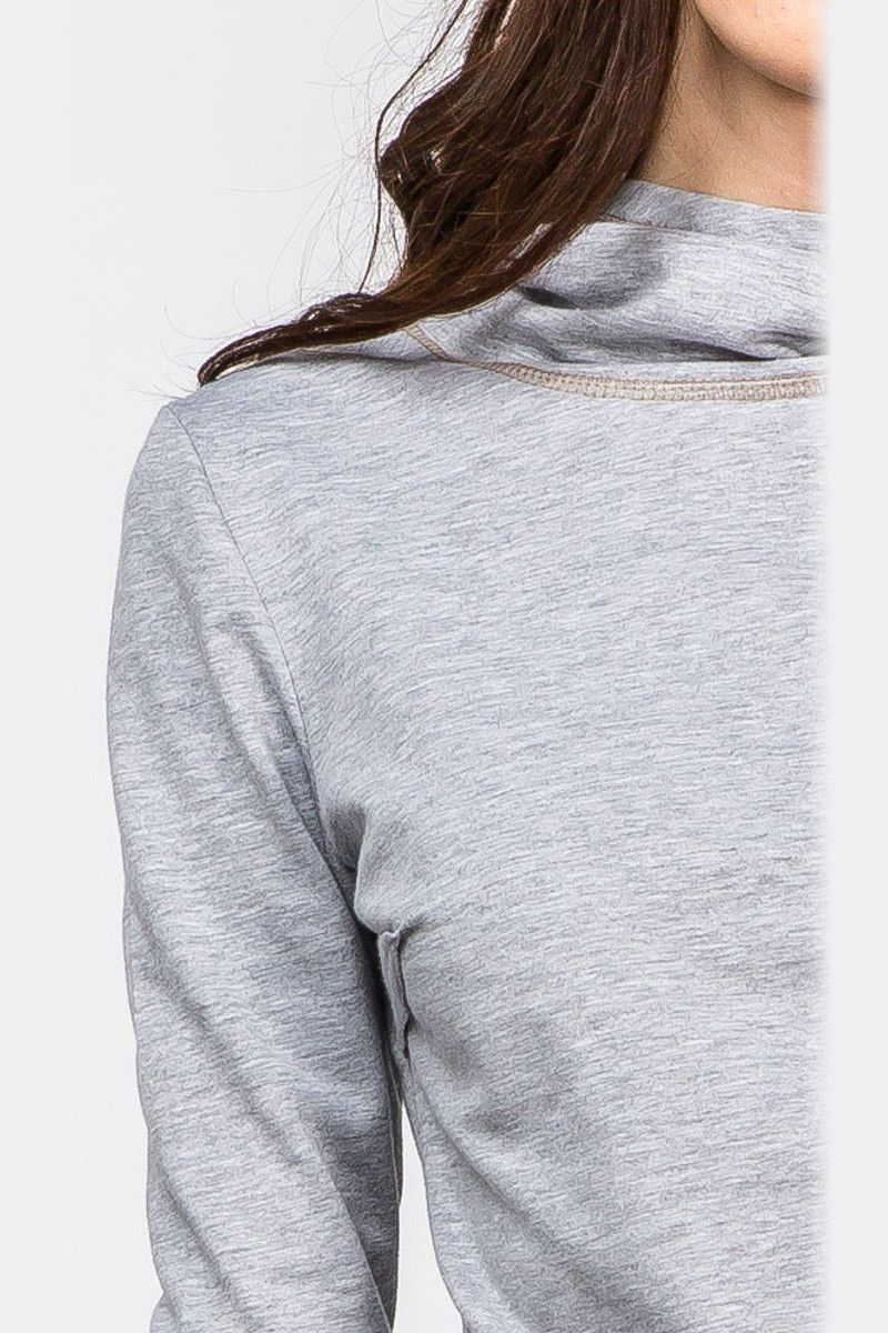 Серая кофта Пранаяма