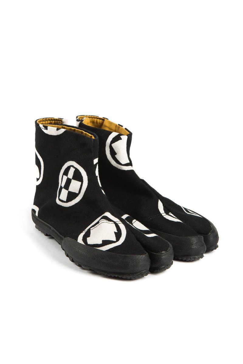 Японская обувь Дзика-Таби