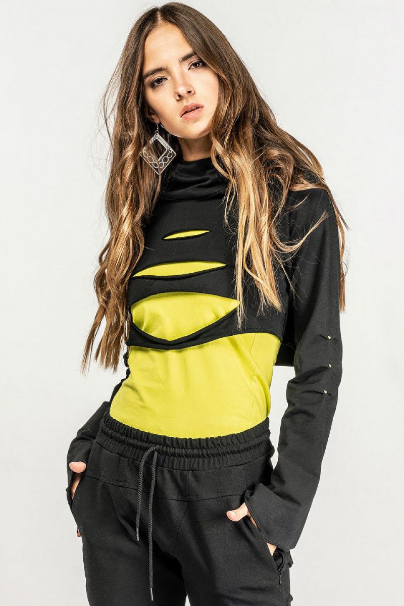 Топ с рукавами Махаон