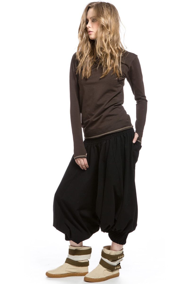 Коричневая кофта Пранаяма