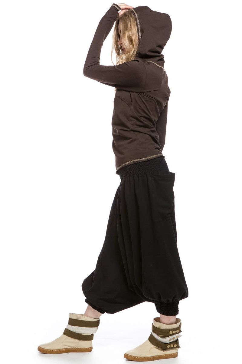 Коричневая кофта Пранаяма