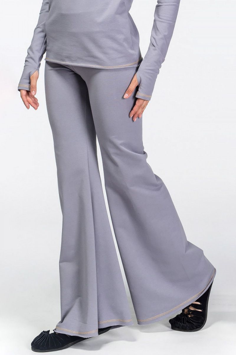 Утепленные брюки серого цвета