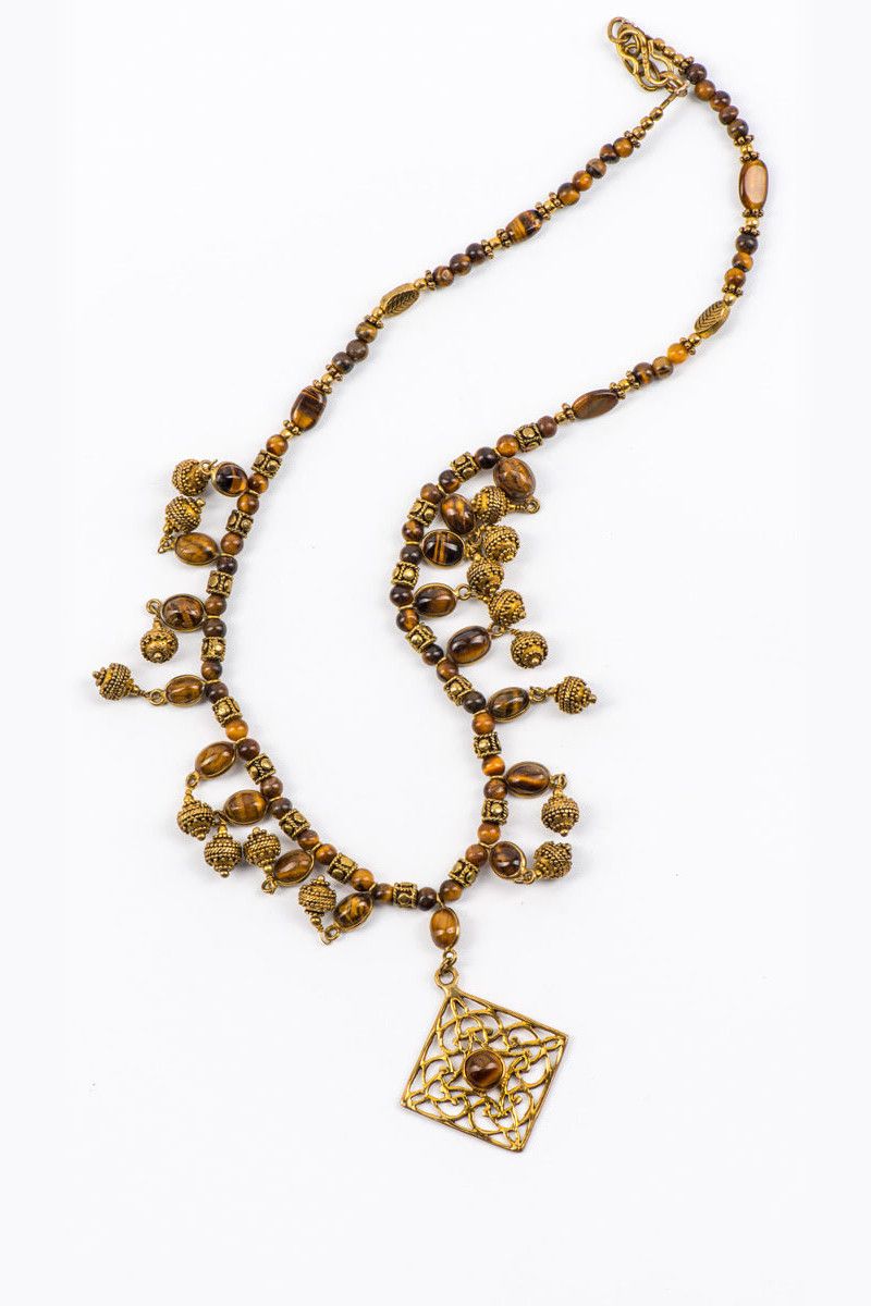 Подвеска с бусинами Камакши